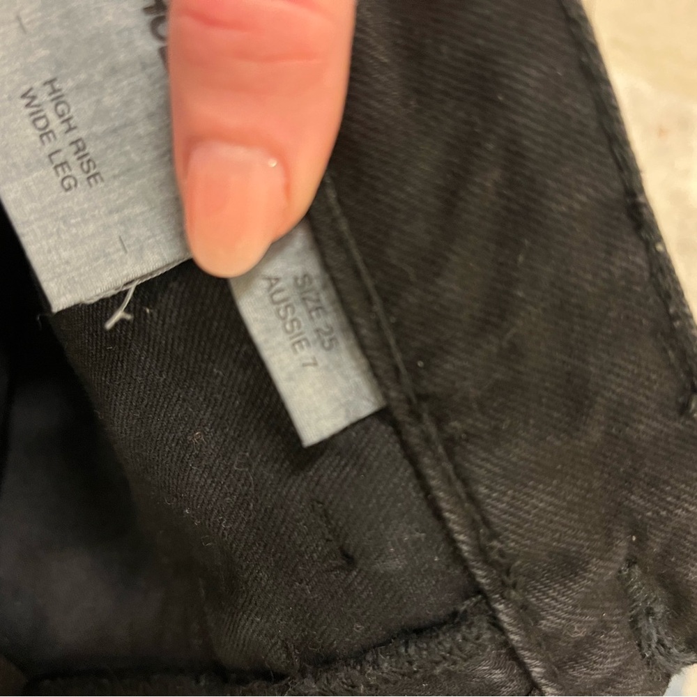 Black Wide-Leg Jeans - Picture 6 of 6
